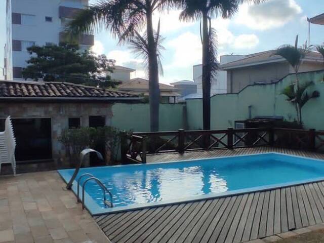 #4 - Casa para Venda em Contagem - MG - 2