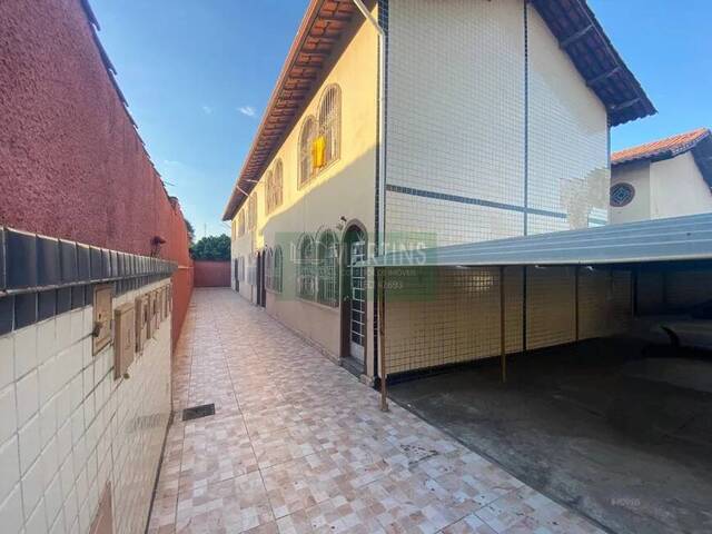 Casa para Venda em Belo Horizonte - 2